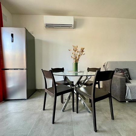 Mive-Delux Three Bedroom Apartment In Marsaskala Esterno foto