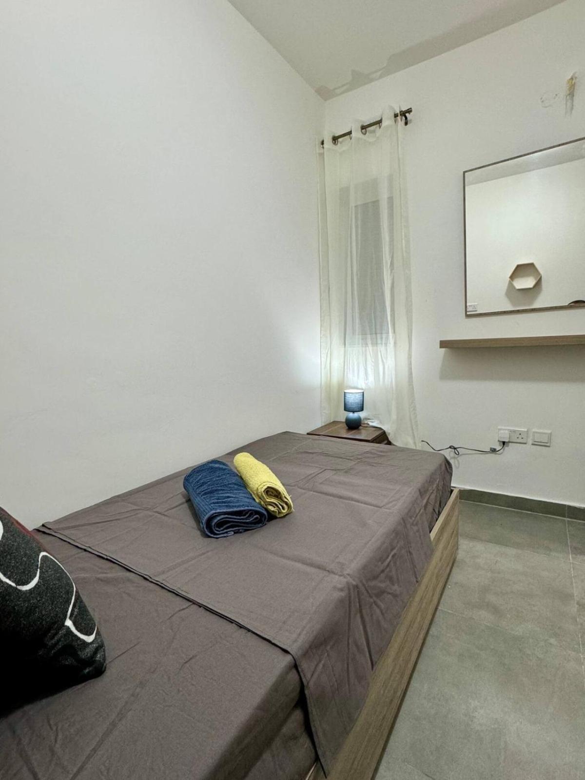Mive-Delux Three Bedroom Apartment In Marsaskala Esterno foto